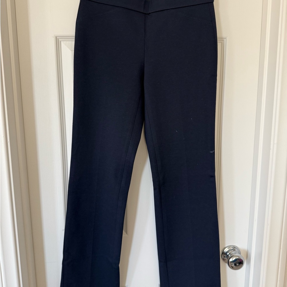 Tahari Classic Navy blue Women's Pants